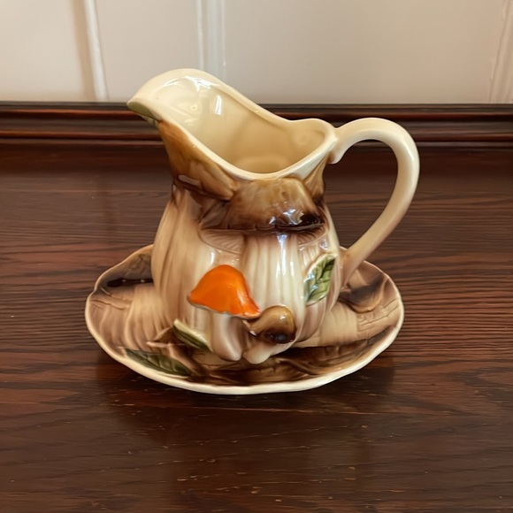 Vintage 1970’s Homco-Japan Mushroom Pitcher and Under-plate - Picture 2 of 9